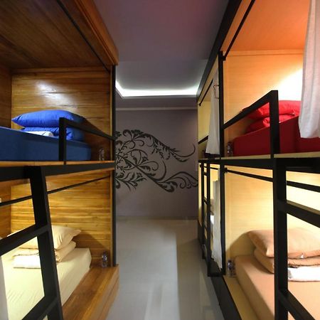 Dong Paloh Hostel Munduk エクステリア 写真