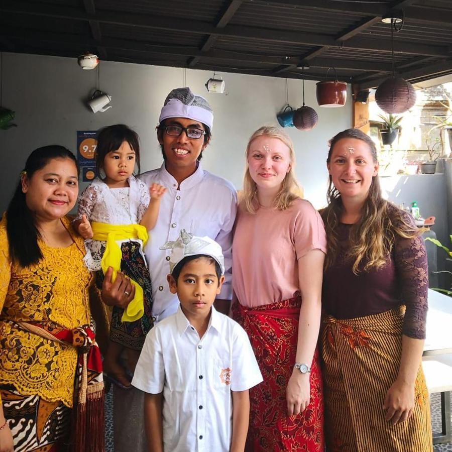 Dong Paloh Hostel Munduk エクステリア 写真